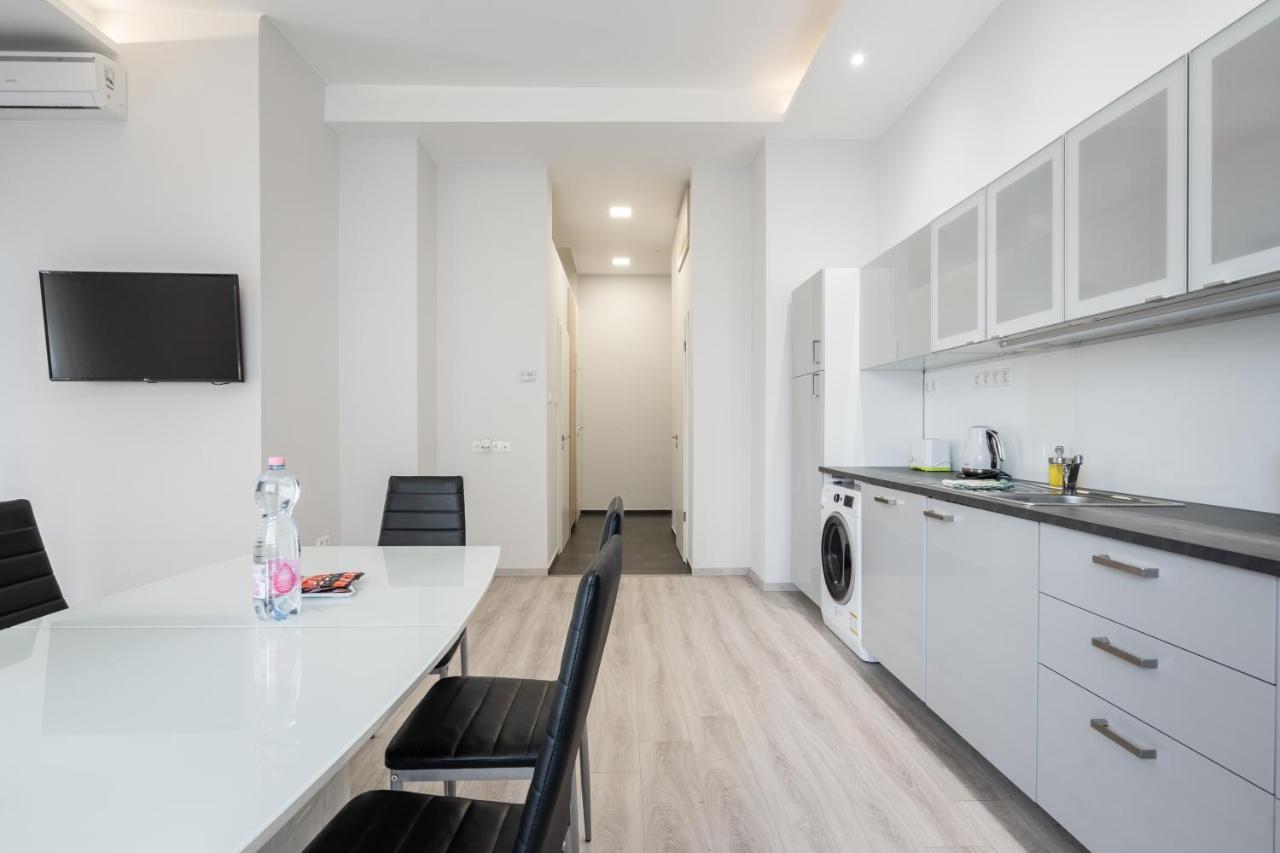 Cascade Corvin Apartment بودابست المظهر الخارجي الصورة